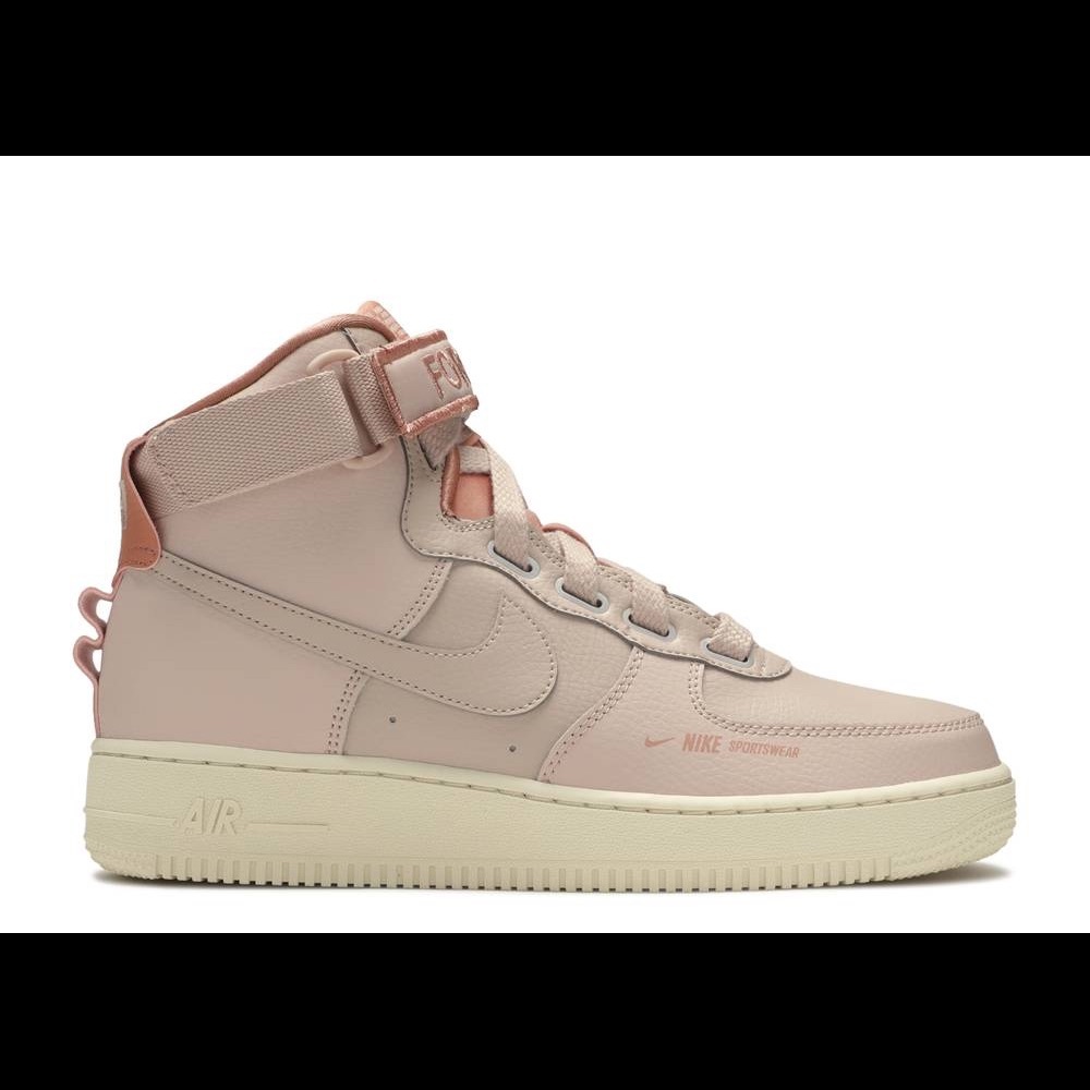 NIKE AIR FORCE 1 SIZE 7 - LIMITED EDITION